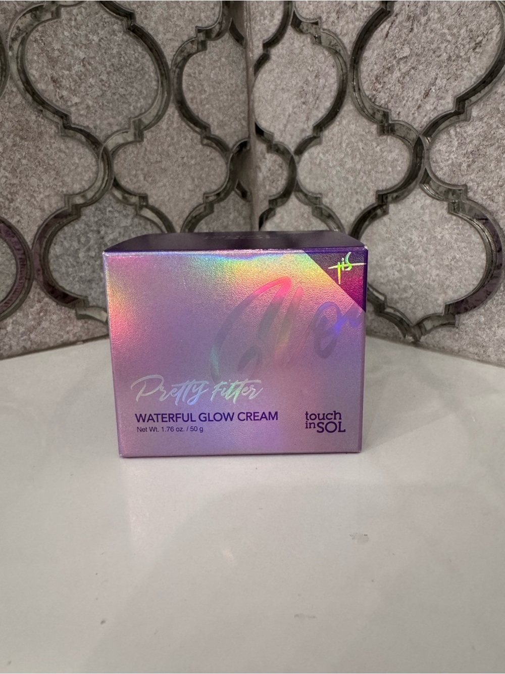 touch in SOL Holographic Pink/Purple Pretty Filter Glow Cream Box